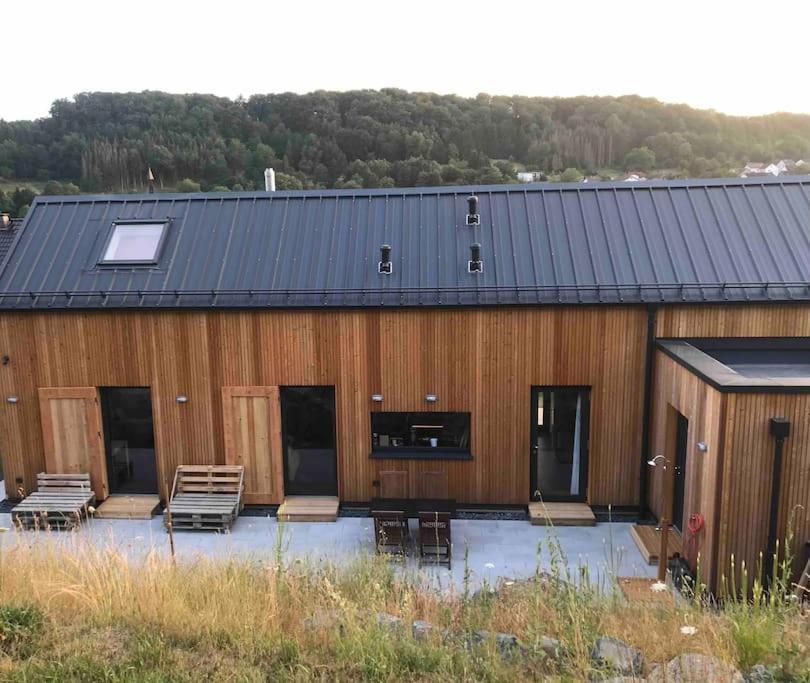 Eifelhausaufzeit-Vulkaneifel-Architekten-Chalet Mit Sauna Im Vulkankrater Immerath Kültér fotó