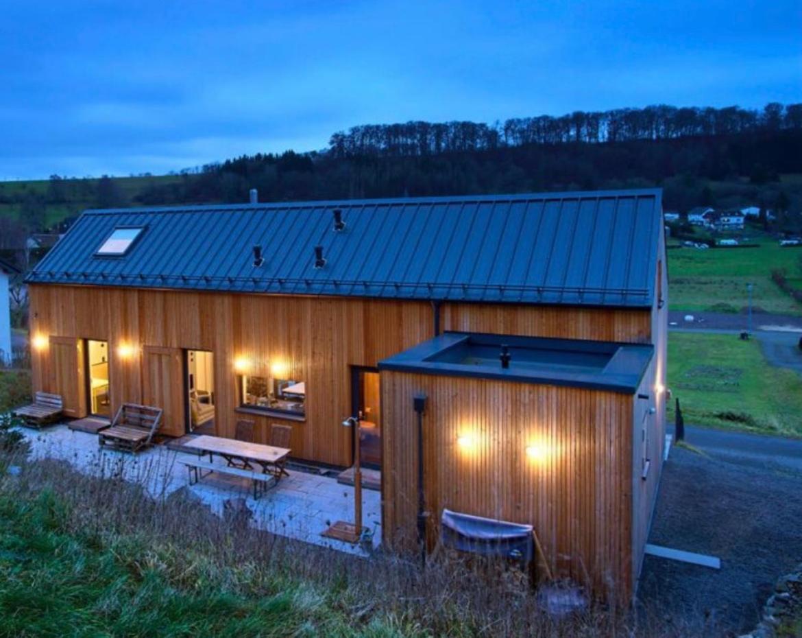 Eifelhausaufzeit-Vulkaneifel-Architekten-Chalet Mit Sauna Im Vulkankrater Immerath Kültér fotó
